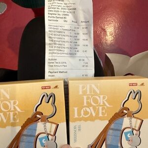 Pop Mart Pin for Love Key & Card Holder - Brown and Blue